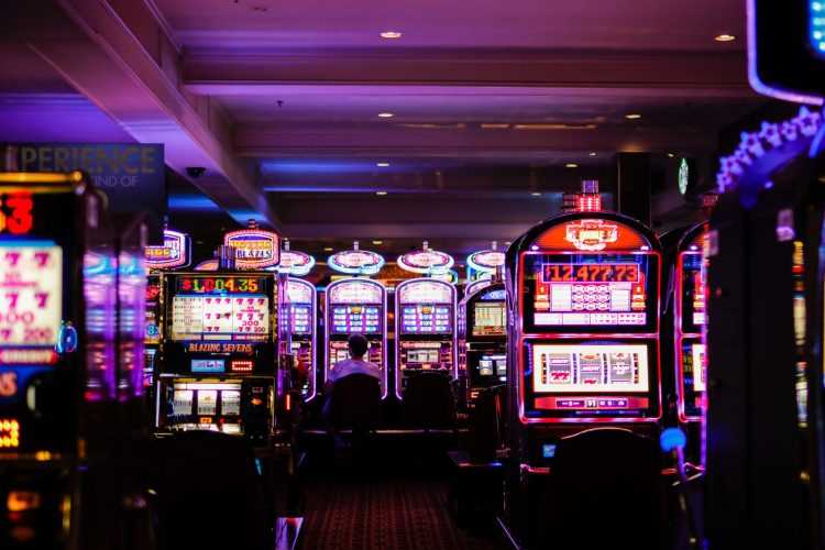 Casino slots online